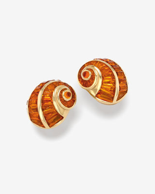 Luxus Schnecken-Ohrringe aus der Strandgut-Kollektion von Fochtmann Juwelier auf der Maximilianstraße in München.