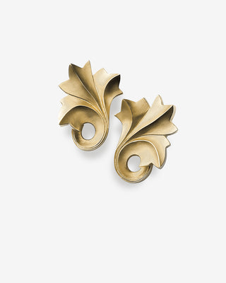 Acanthus ear clips crafted in 18k yellow gold.
