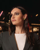 Acanthus Jet Clips Peridot Yellow Gold