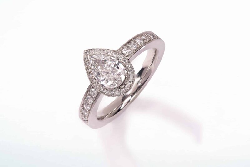 Diamant Ring R251 - Vorschau 2 - Perfekter Schmuck Von Fochtmann Goldschmiede Und Juwelier In München
